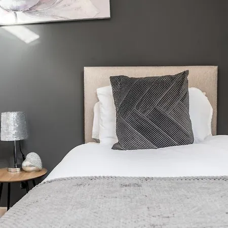 Cozy & Modern In شقة *