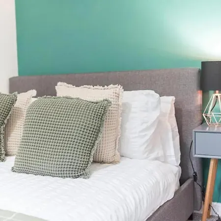 Cozy & Modern In