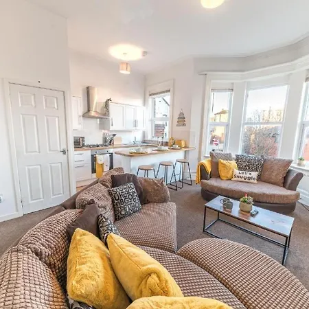 Cozy & Modern In Apartman