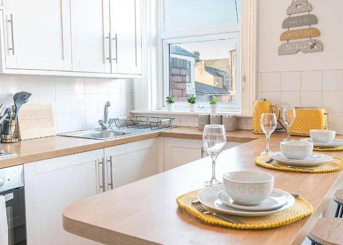 Cozy & Modern In * בארו אין פרנס