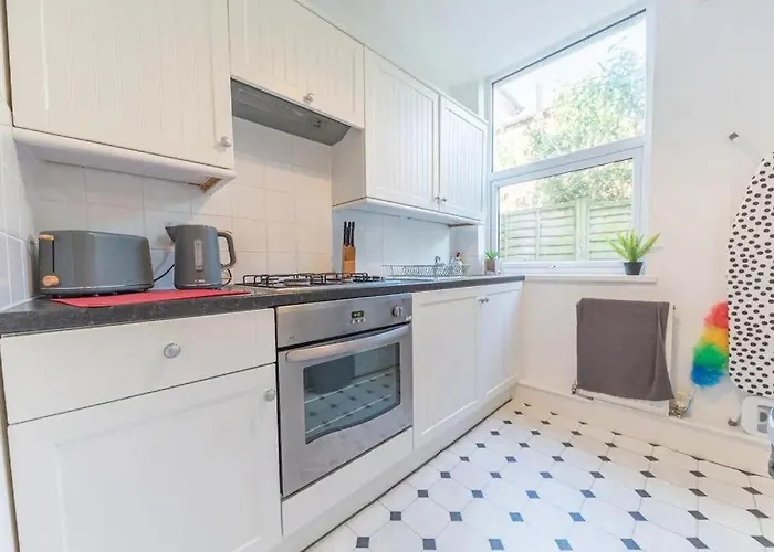 דירה Cozy & Modern In בארו אין פרנס